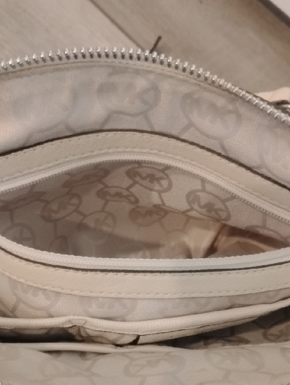 Michael Kors Cream Leather Satchel with Silver-Tone Lock - Picture 12 of 15